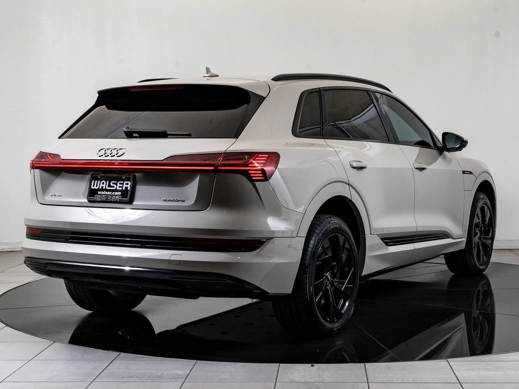 Used 2021 Audi e-tron Premium w/ Convenience Plus Package AWD/4WD image 10