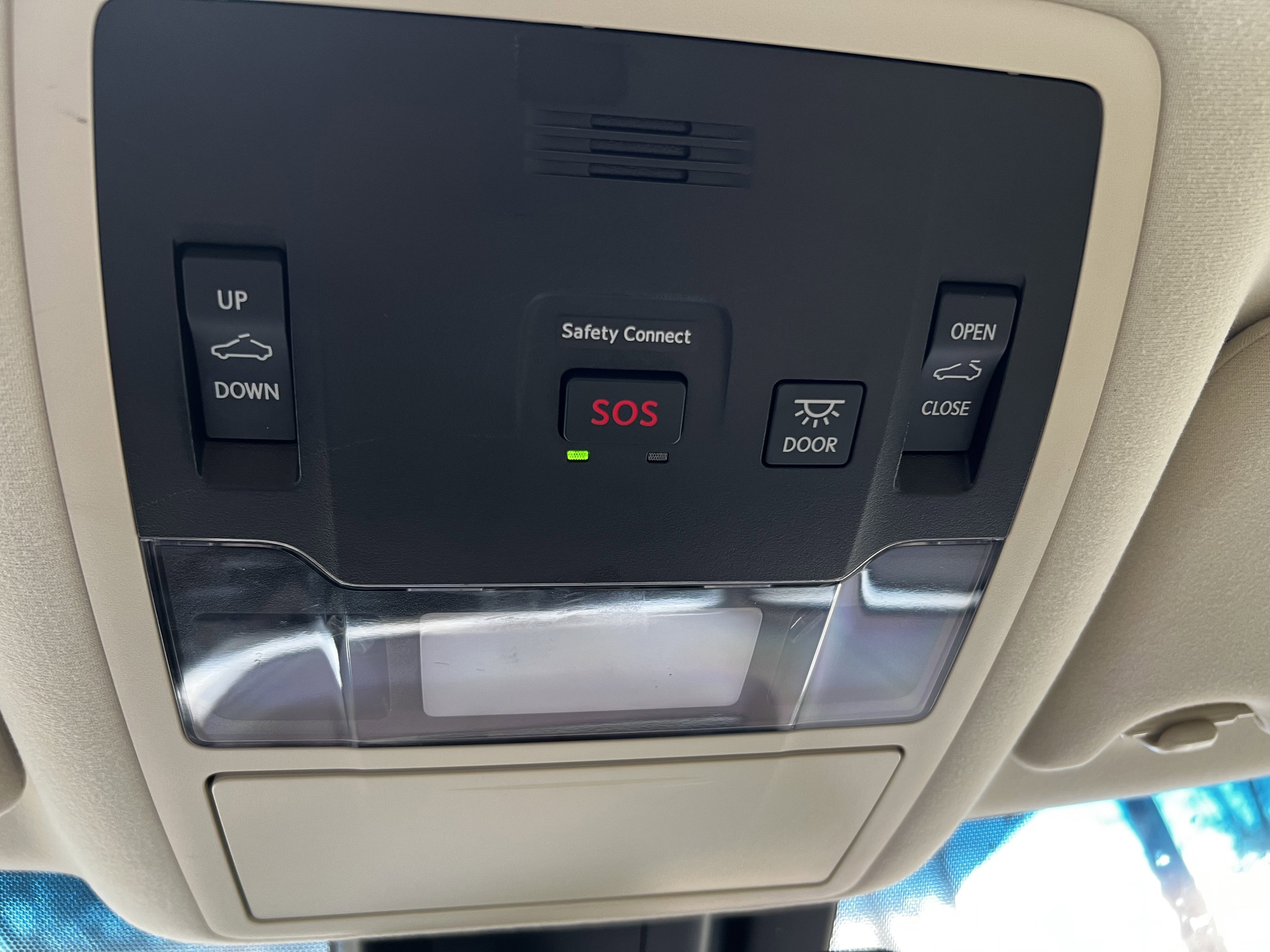 Used 2018 Lexus RX 450h AWD w/ Premium Package image 30