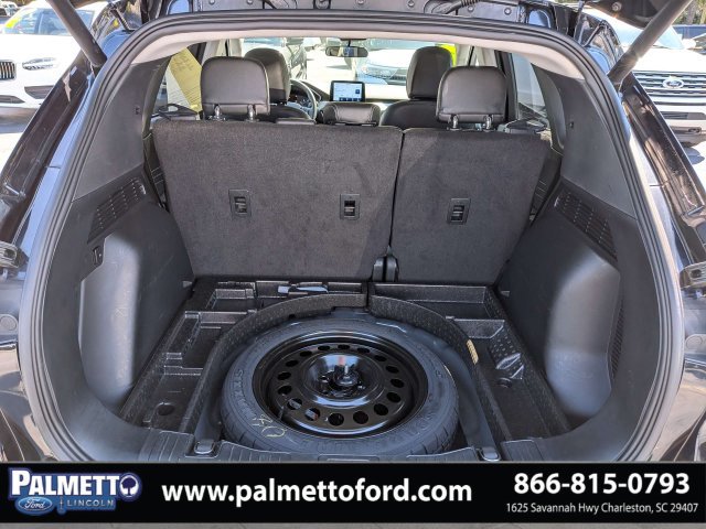 Used 2022 Ford Escape SE w/ SE Sport Appearance Package FWD image 12