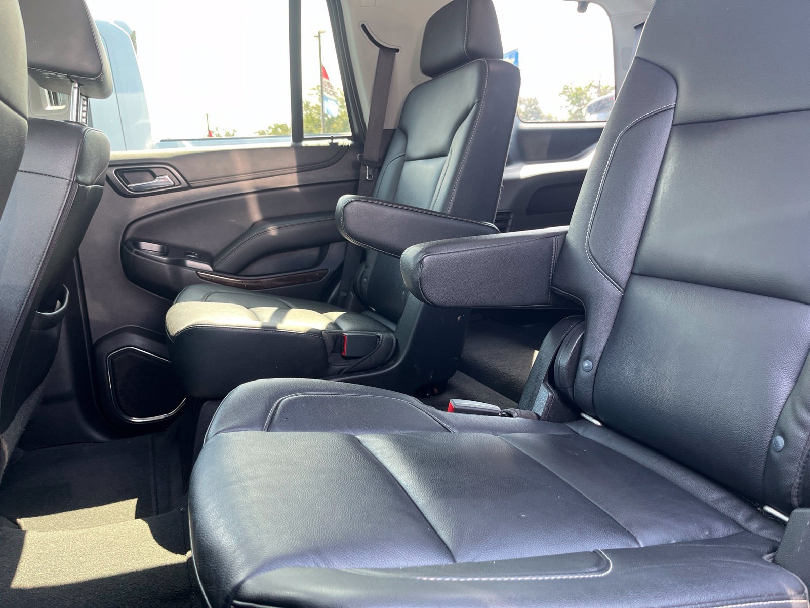 Used 2020 Chevrolet Tahoe LT RWD image 12