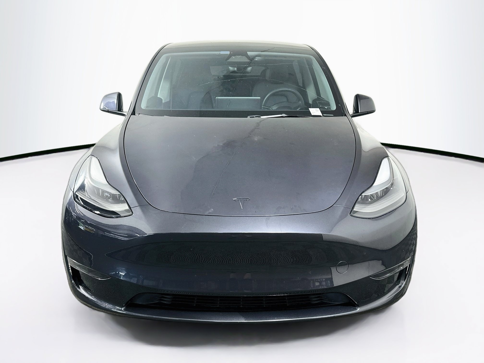 Used 2024 Tesla Model Y Long Range AWD/4WD image 2