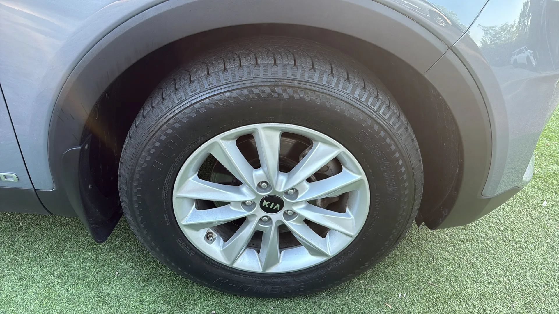 Used 2020 Kia Sorento LX AWD/4WD image 45