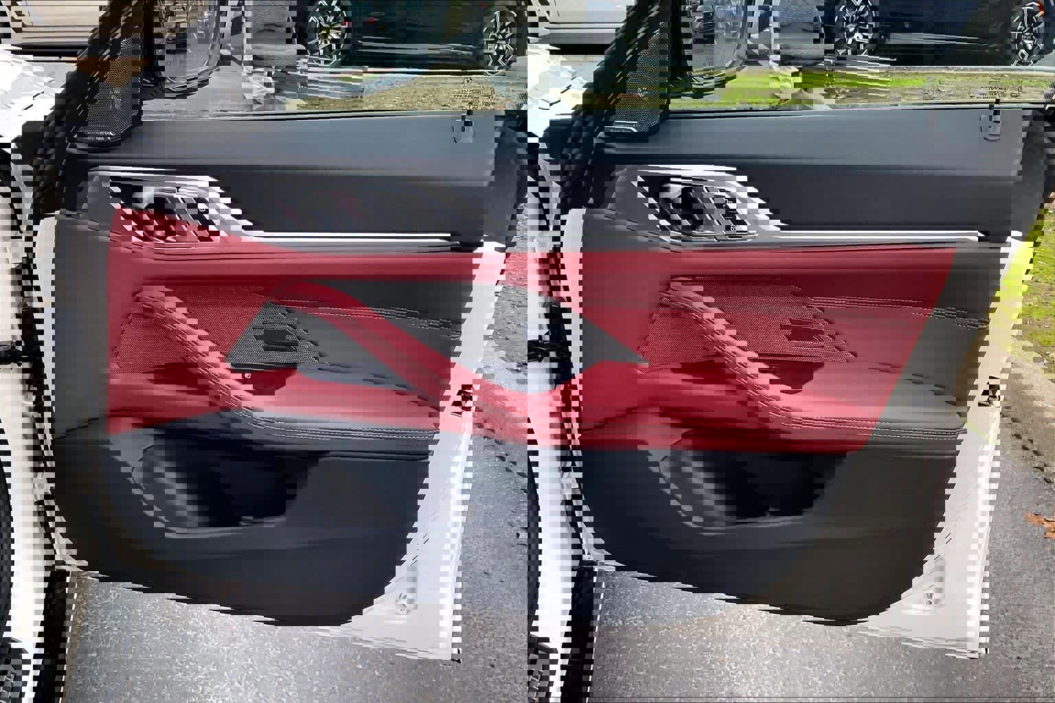 Used 2025 BMW 430i xDrive w/ M Sport Package image 26