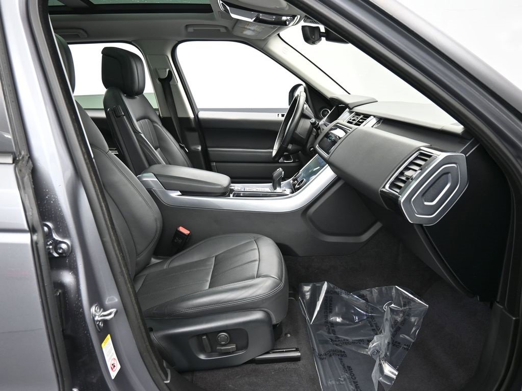 Used 2020 Land Rover Range Rover Sport HSE image 41