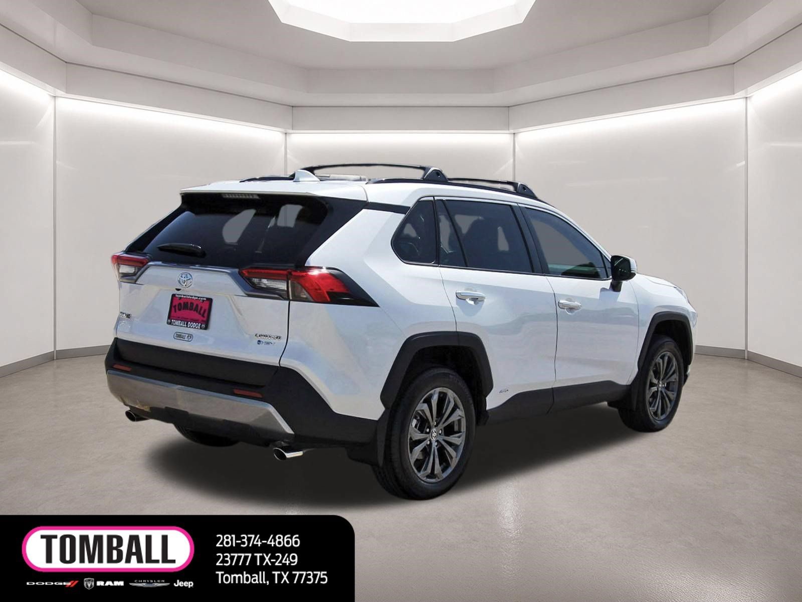 Used 2025 Toyota RAV4 Limited w/ Advanced Technology Package AWD/4WD image 7