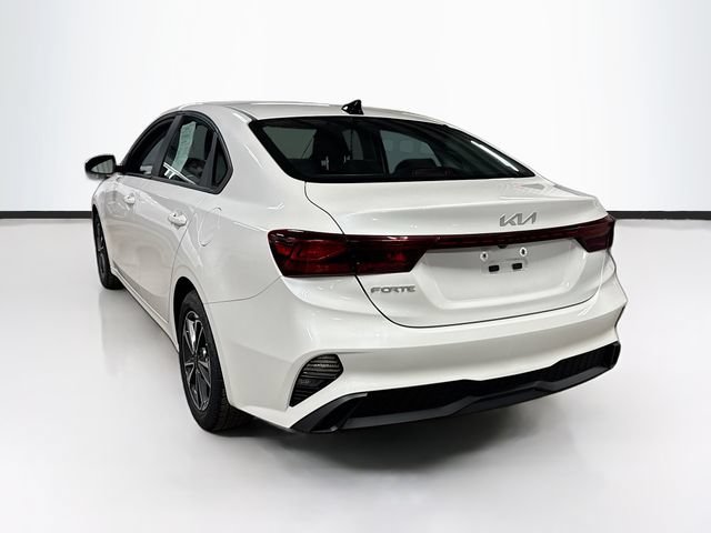 Used 2023 Kia Forte LXS FWD image 5