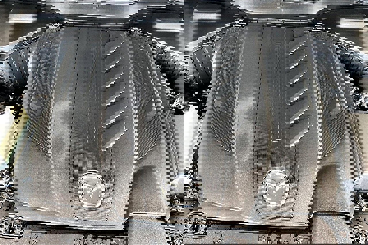 Used 2025 MAZDA CX-90 3.3 Turbo w/ Select Package image 32