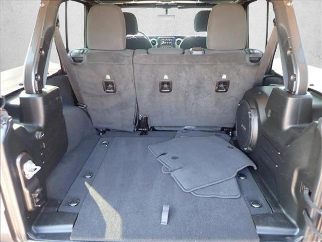 Used 2023 Jeep Wrangler Sahara image 8
