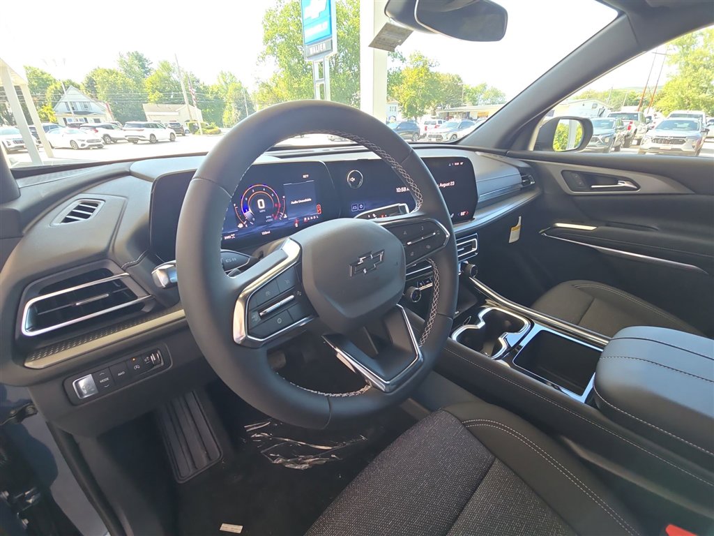 New 2026 Chevrolet Traverse LT w/ Midnight/Sport Edition image 10