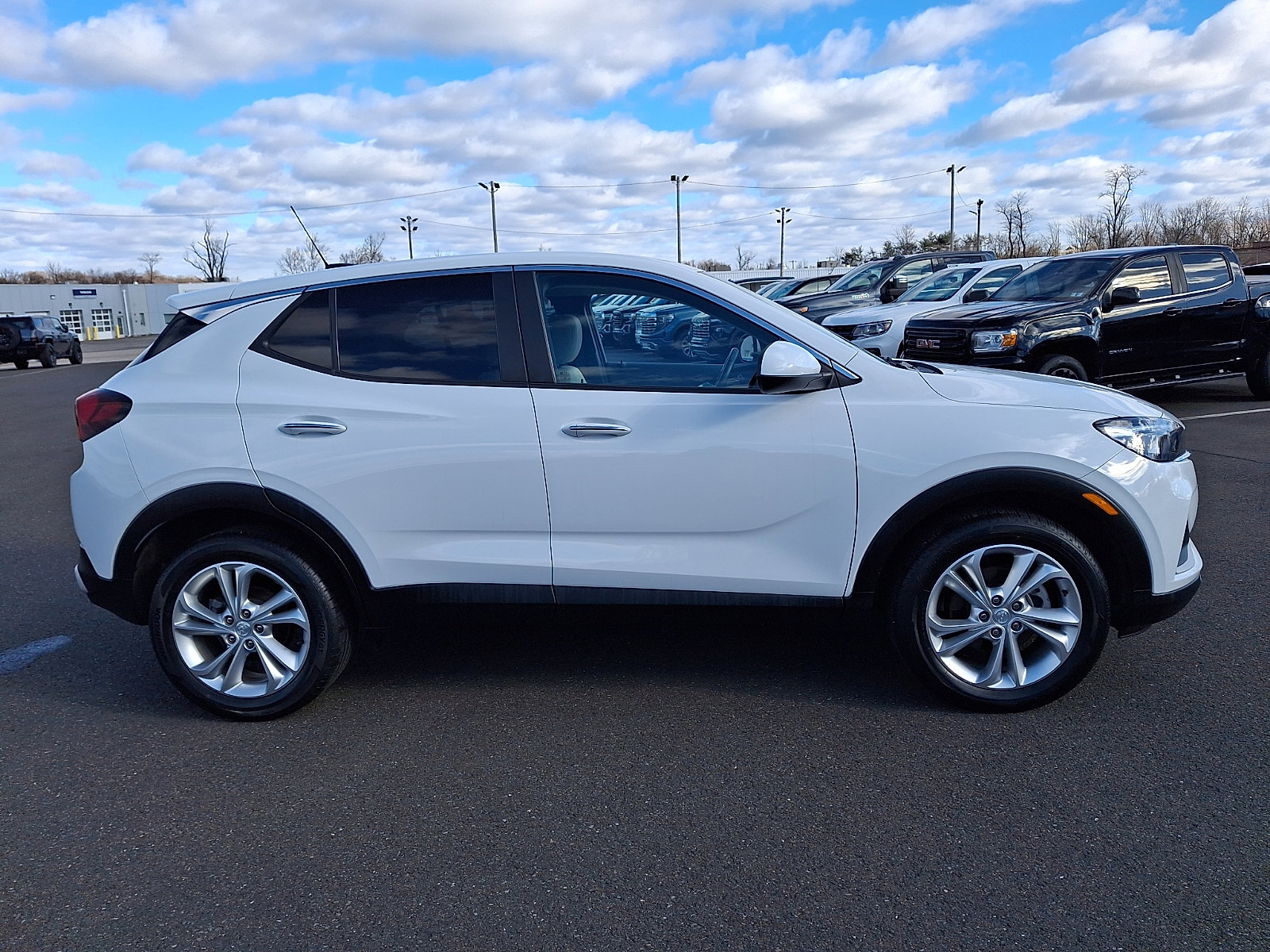 Certified 2023 Buick Encore GX Preferred w/ Cold Weather Comfort Package image 8