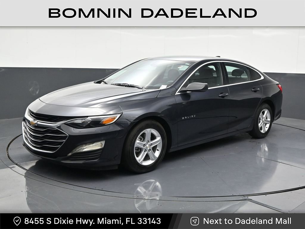Used 2022 Chevrolet Malibu LS image 1