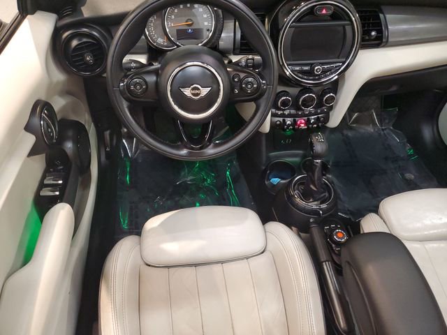 Used 2017 MINI Cooper Convertible image 21
