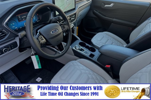 New 2024 Ford Escape SE w/ PHEV Premium Package FWD image 7