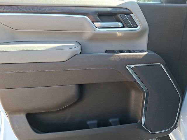 New 2026 GMC Sierra 2500 SLT image 13