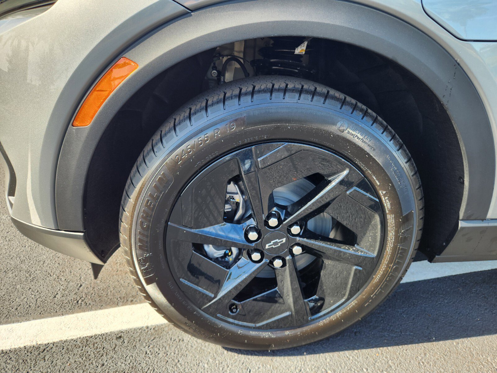 New 2026 Chevrolet Equinox EV LT image 4