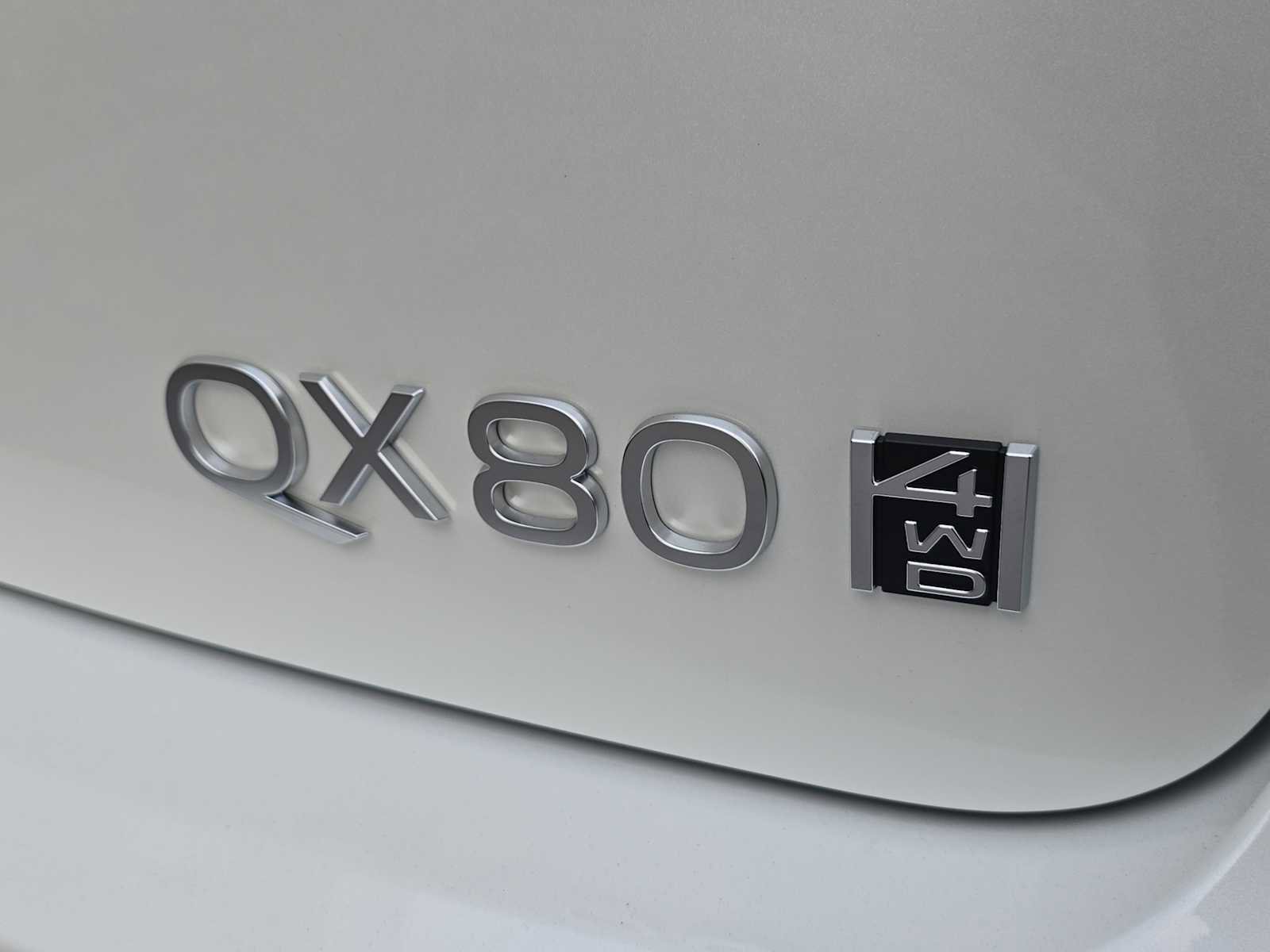 New 2026 INFINITI QX80 Luxe w/ Cargo Package image 6