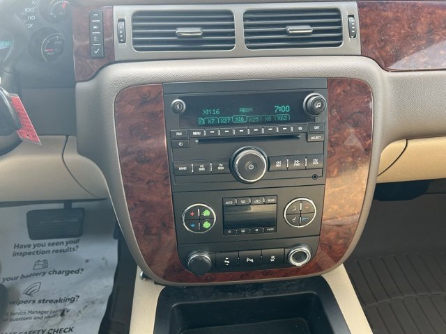 Used 2012 Chevrolet Suburban LT w/ Luxury Package image 24