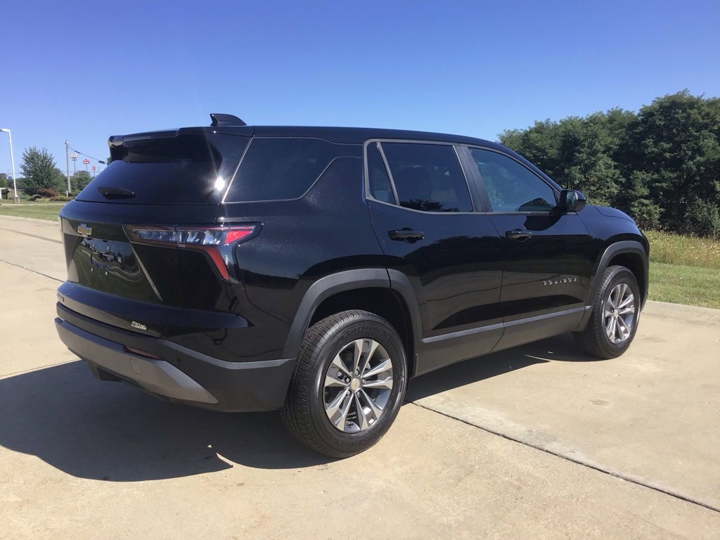 New 2026 Chevrolet Equinox LT w/ Convenience Package II image 6