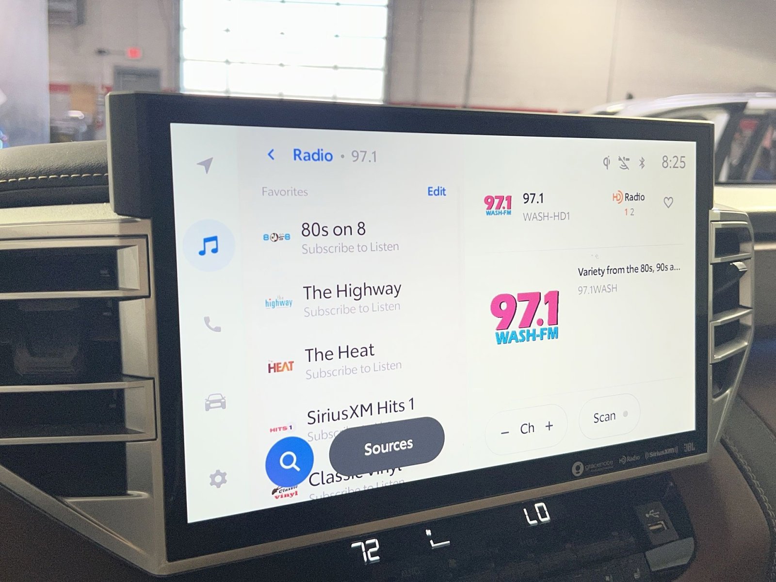 Used 2024 Toyota Tundra 1794 Edition image 18