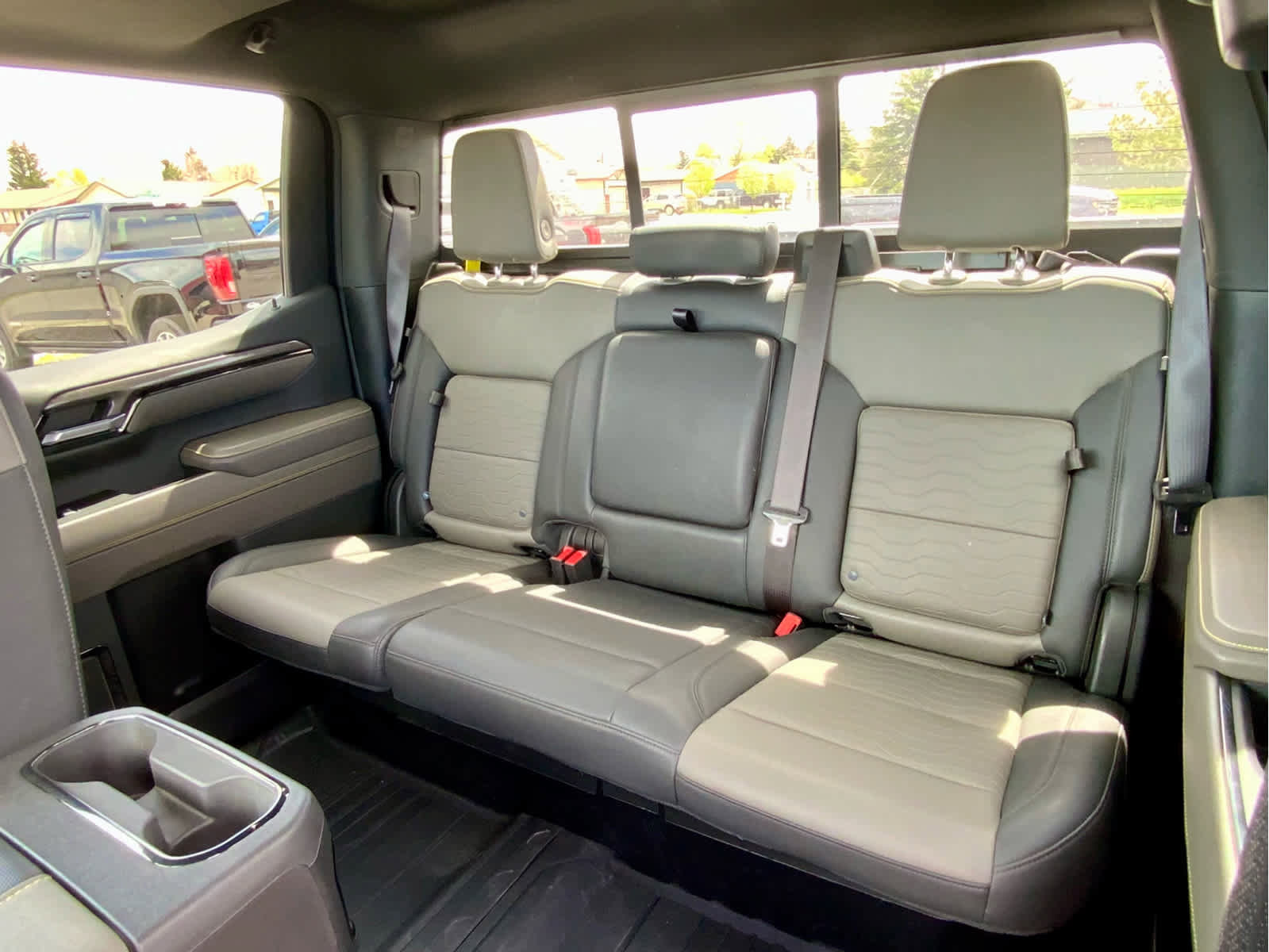 Used 2023 Chevrolet Silverado 1500 ZR2 w/ Technology Package AWD/4WD image 29