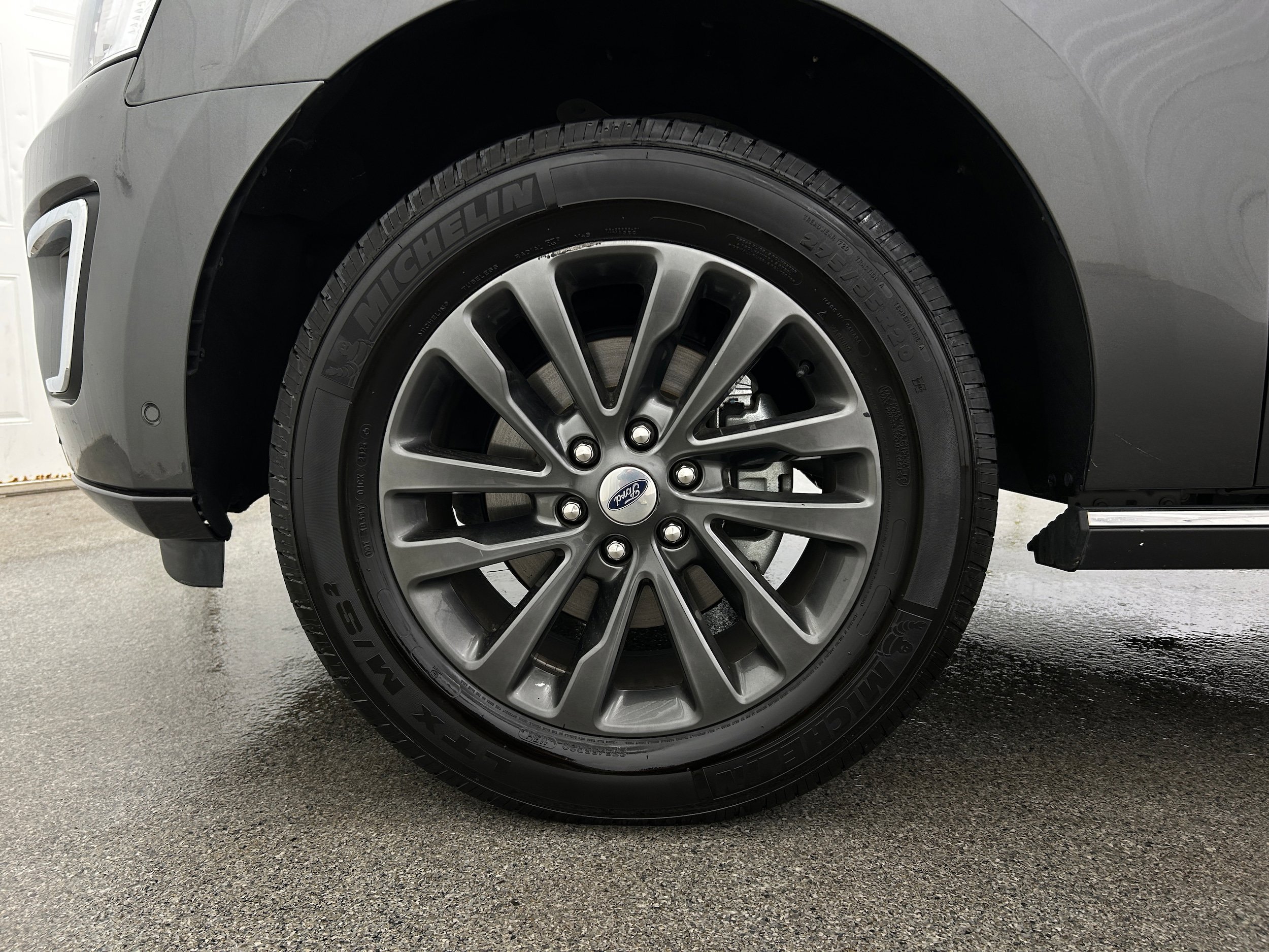 Used 2021 Ford Expedition Limited AWD/4WD image 40