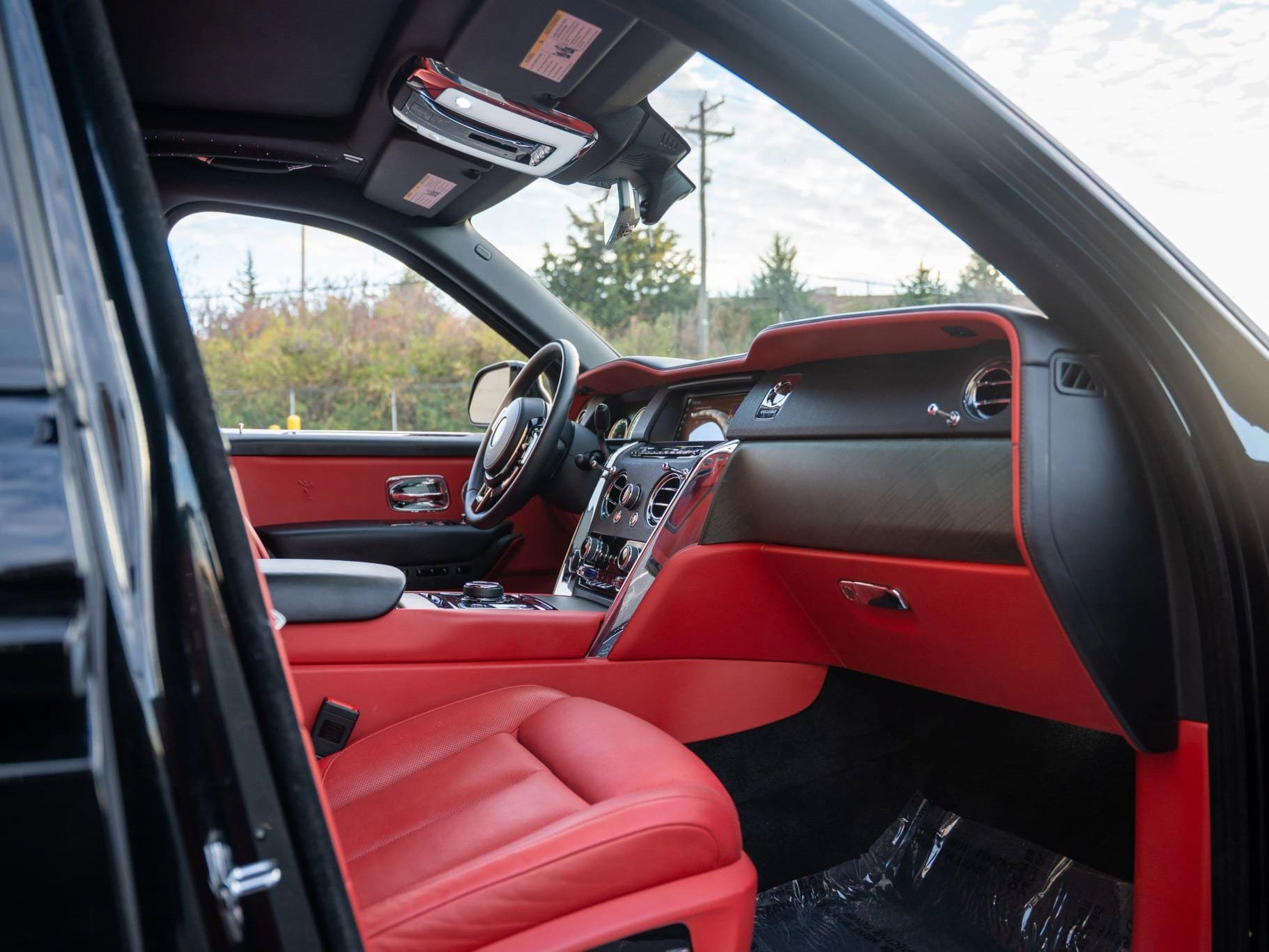 Used 2019 Rolls-Royce Cullinan AWD/4WD image 8