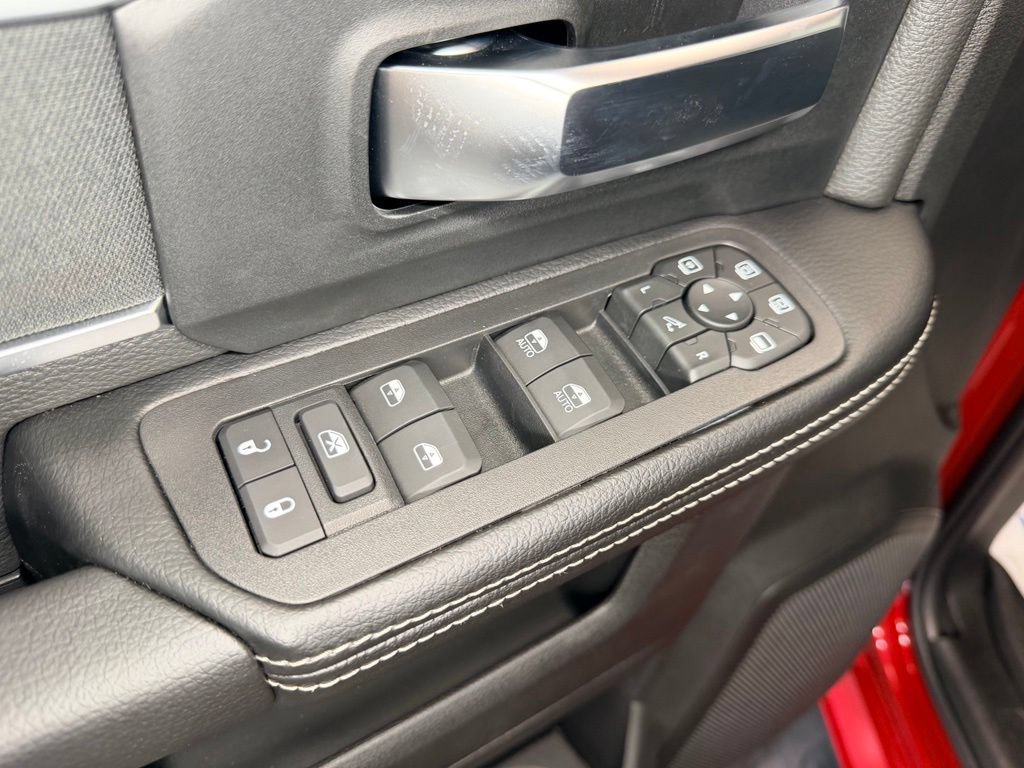 New 2026 RAM 2500 Big Horn AWD/4WD image 18