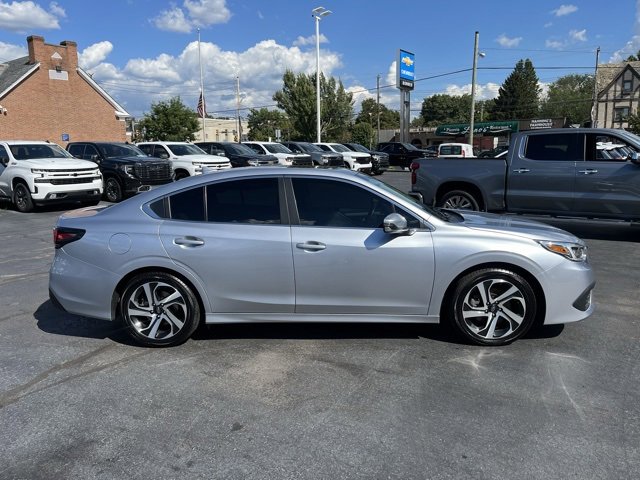 Used 2022 Subaru Legacy Limited image 2