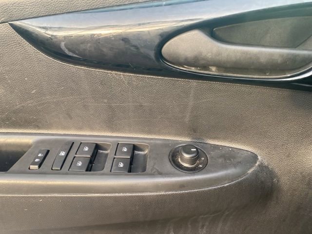 Used 2022 Chevrolet Spark LT image 27