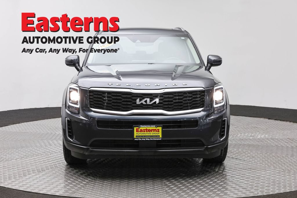 Used 2022 Kia Telluride EX AWD/4WD image 2
