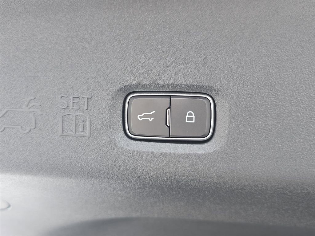 New 2025 Lincoln Navigator L Reserve image 10