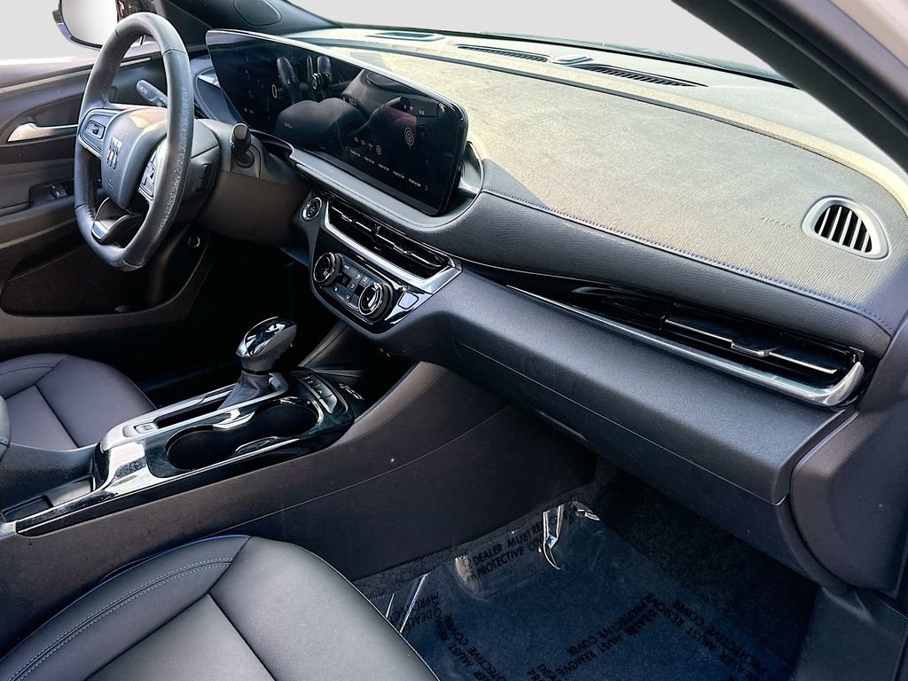 Used 2024 Buick Envista Sport Touring w/ Convenience I Package image 28