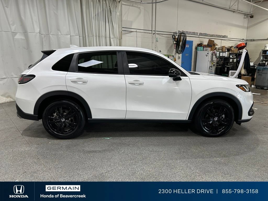 Certified 2026 Honda HR-V Sport image 9