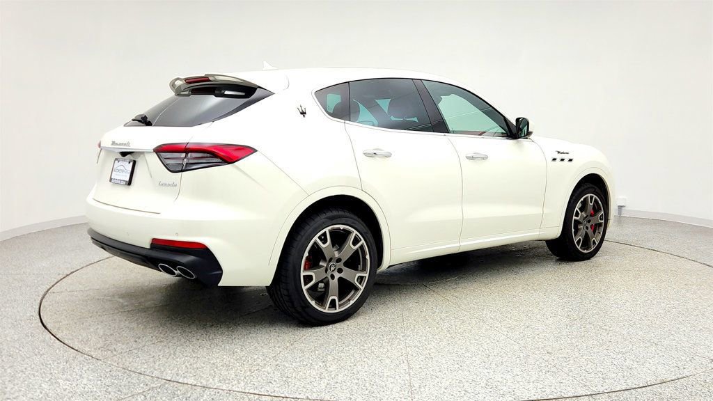 Used 2022 Maserati Levante Modena image 5
