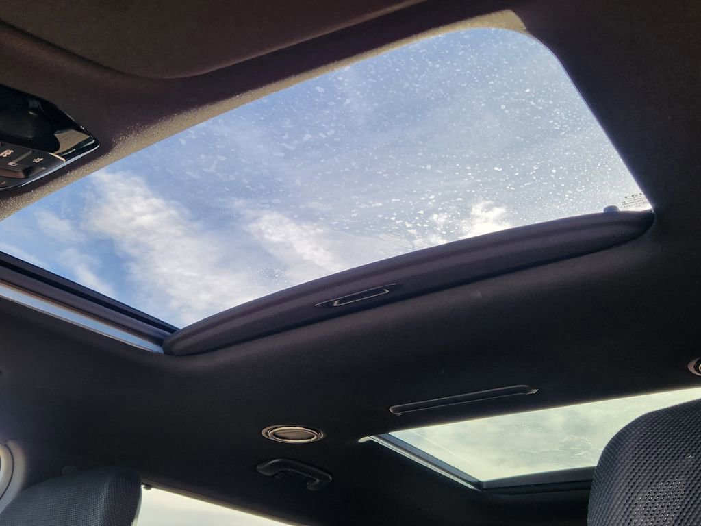 New 2026 Kia EV9 Land w/ Nightfall Edition Package image 17