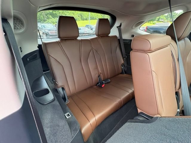Used 2024 Acura MDX SH-AWD w/ Advance Package image 32