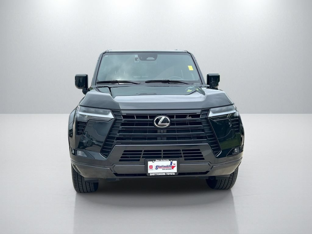Used 2025 Lexus GX 550 w/ Accessory Package (2T) AWD/4WD image 2