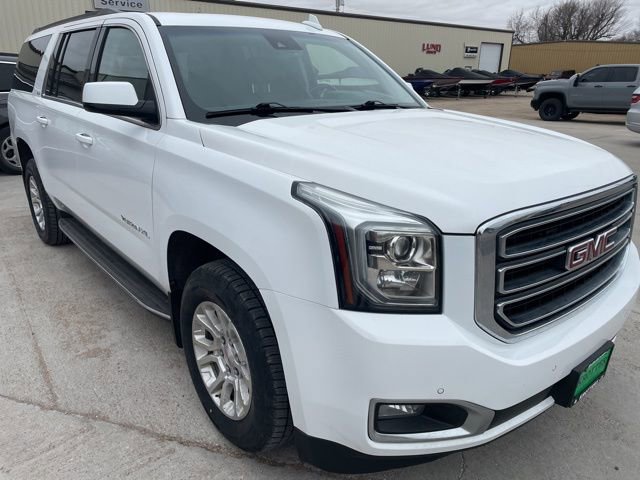 Used 2020 GMC Yukon XL SLT image 2