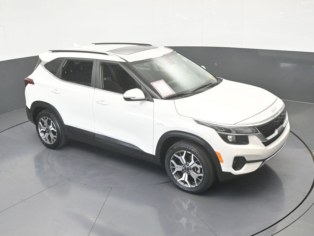 Used 2022 Kia Seltos EX image 56