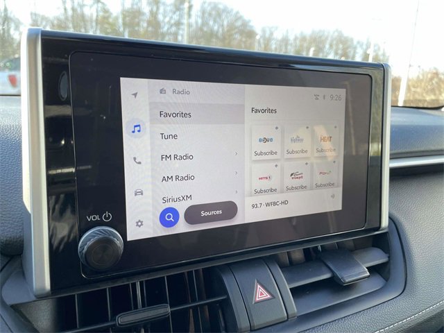 Used 2024 Toyota RAV4 XLE image 27