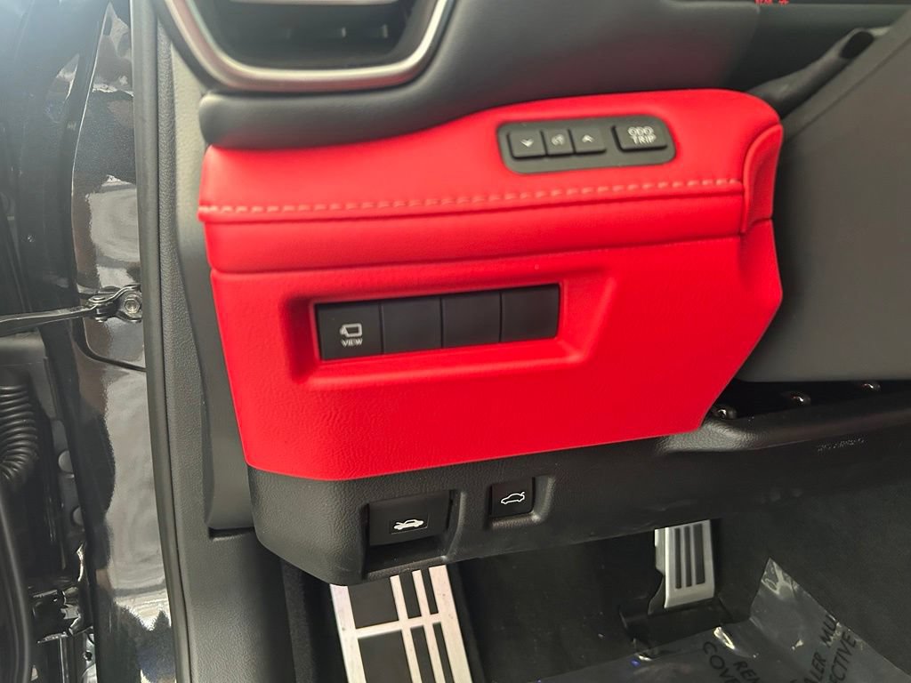 Used 2026 Lexus IS 350 F Sport w/ Technology Package RWD image 41