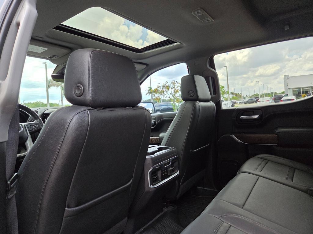Used 2021 GMC Sierra 1500 Denali w/ Denali Ultimate Package AWD/4WD image 23