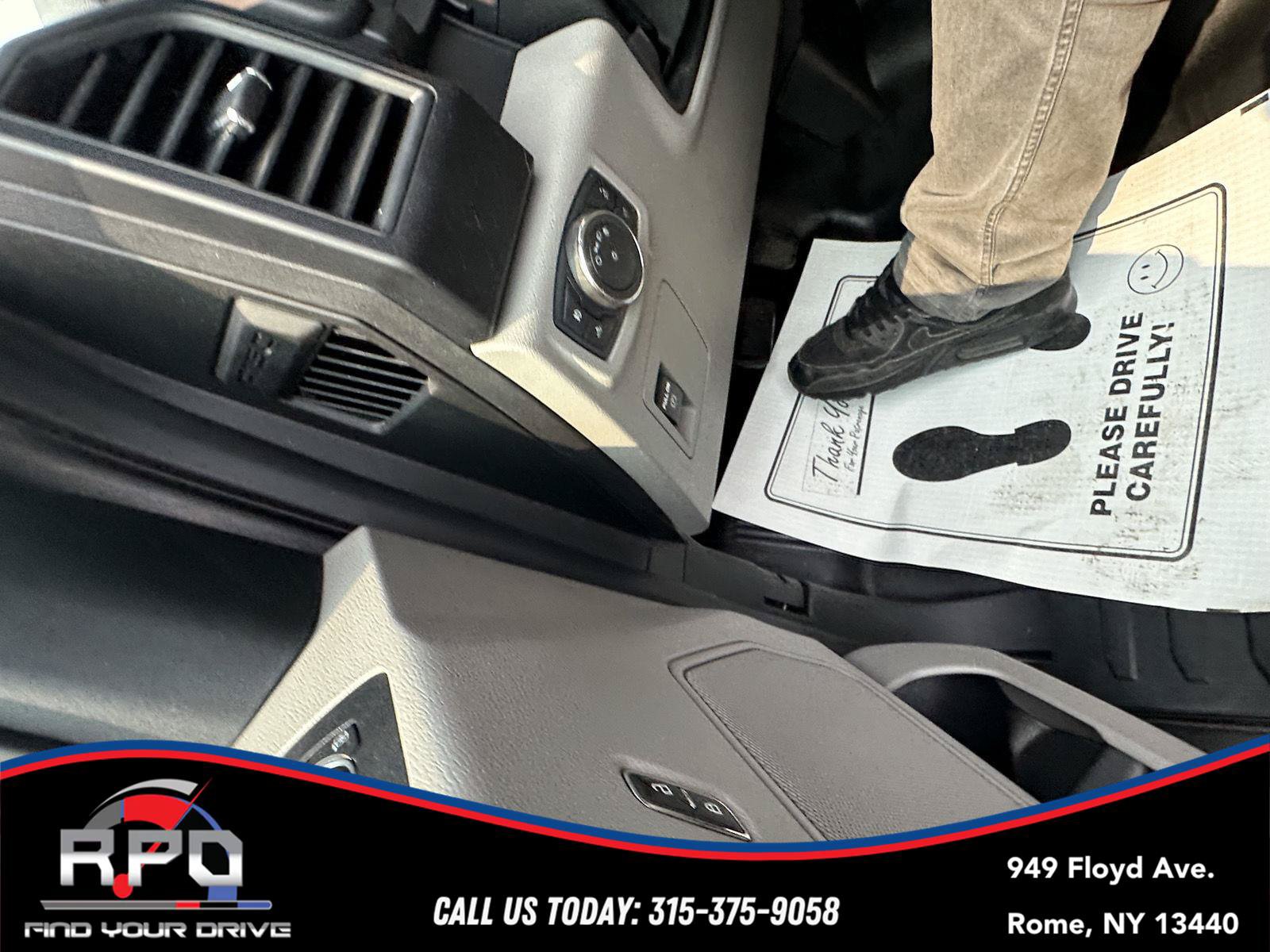 Used 2019 Ford F150 XL w/ Equipment Group 101A Mid AWD/4WD image 10