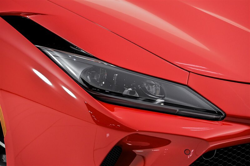 Used 2020 Ferrari F8 Tributo RWD image 4