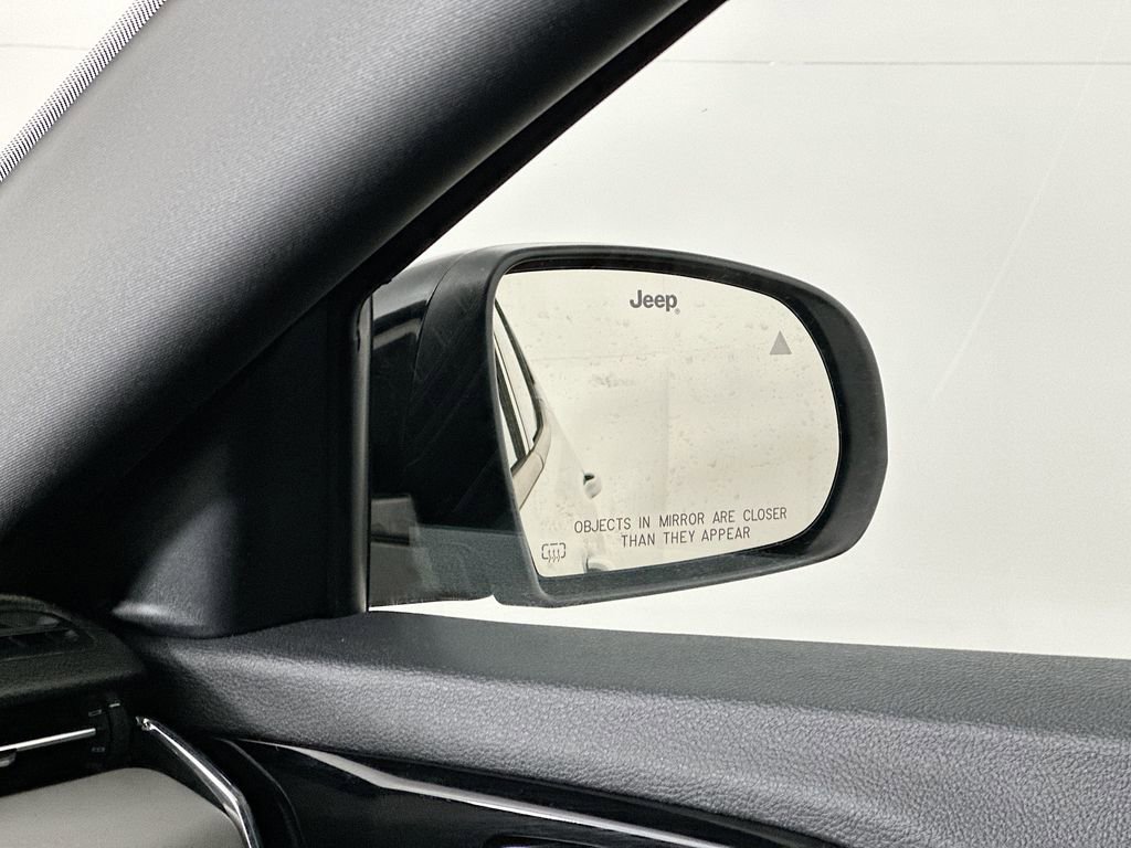 Certified 2024 Jeep Compass Limited image 27