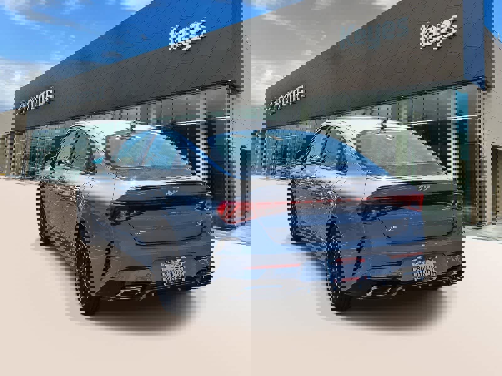 Used 2023 Kia K5 GT-Line w/ GT-Line Premium Package image 7