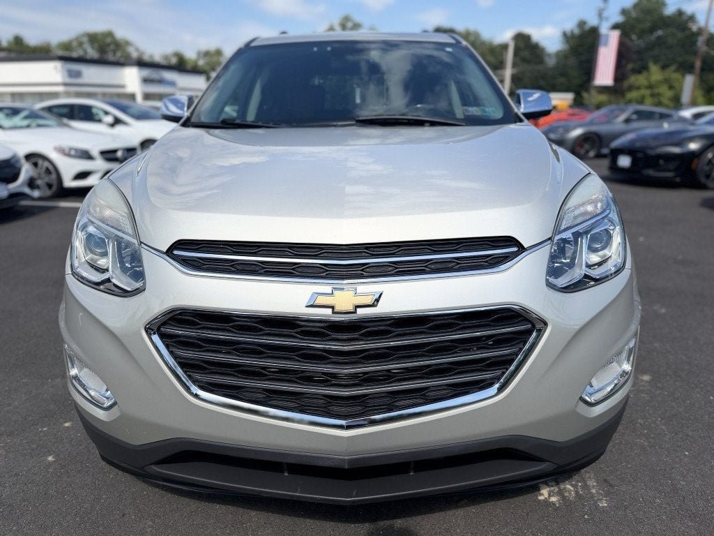 Used 2016 Chevrolet Equinox LTZ FWD image 2