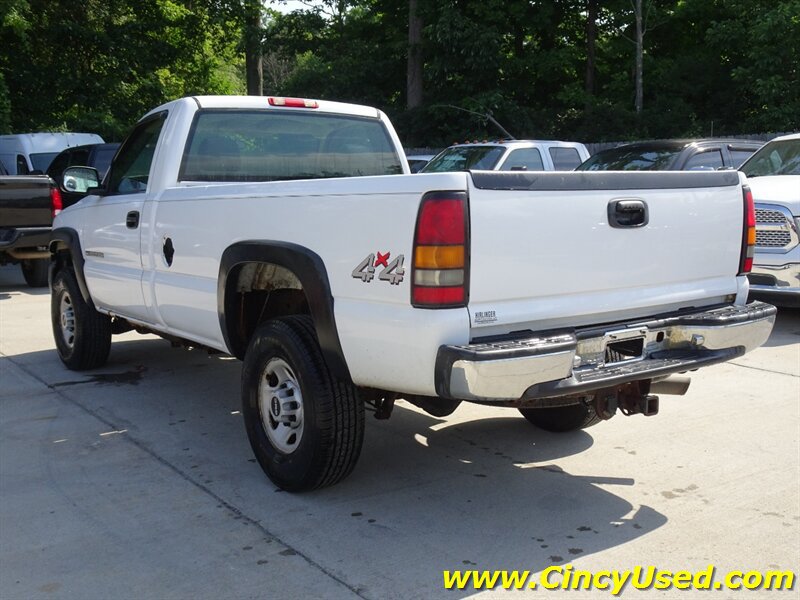 Used 2005 GMC Sierra 2500 W/T w/ Snow Plow Prep Package AWD/4WD image 8