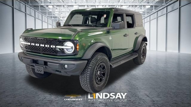 Used 2025 Ford Bronco Outer Banks w/ Sasquatch Package AWD/4WD image 5