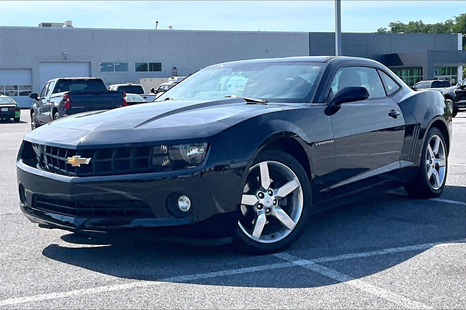 Used 2013 Chevrolet Camaro LT RWD image 3